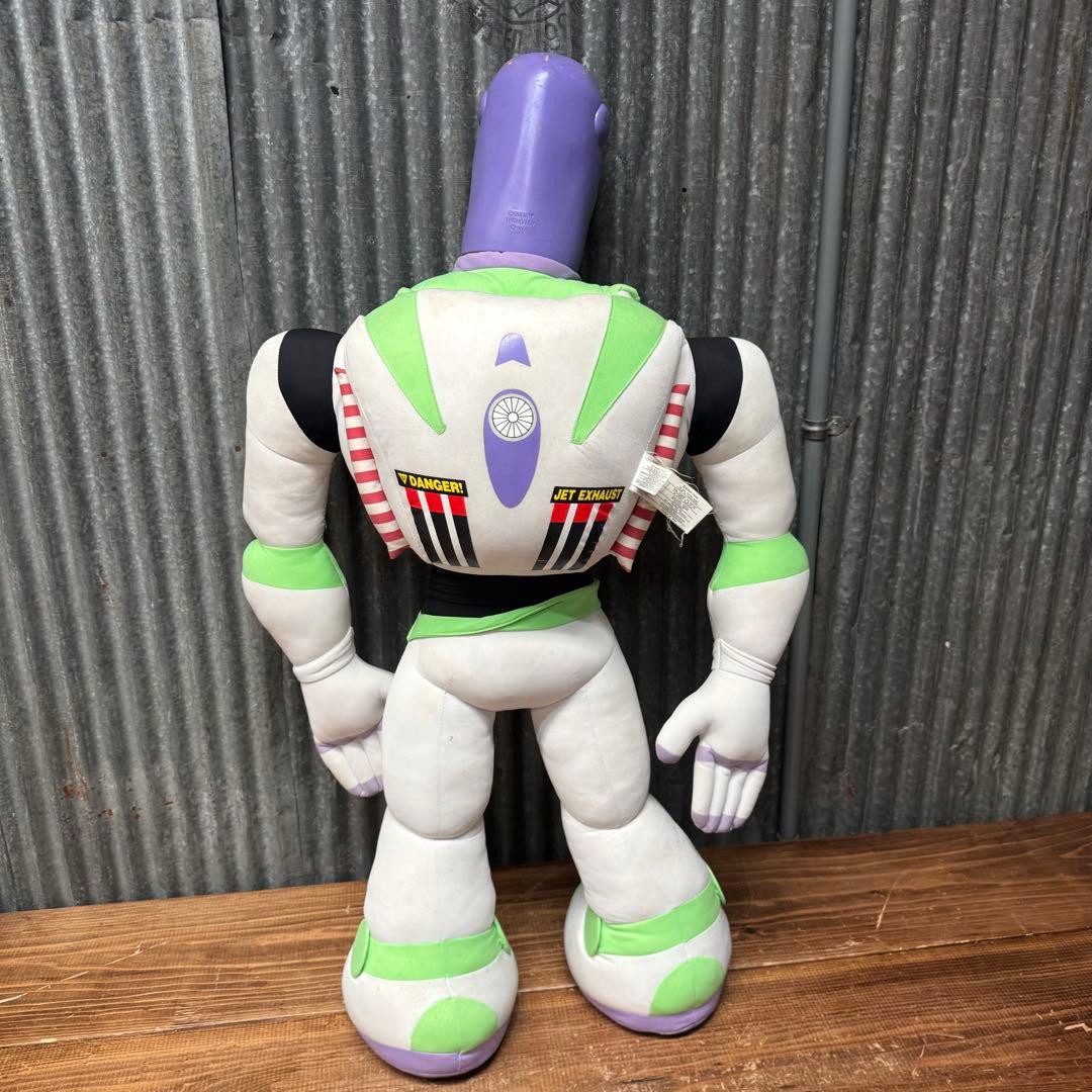 トイストーリー　人形　ウッディ　バズ・ライトイヤー　ぬいぐるみ　ディズニー