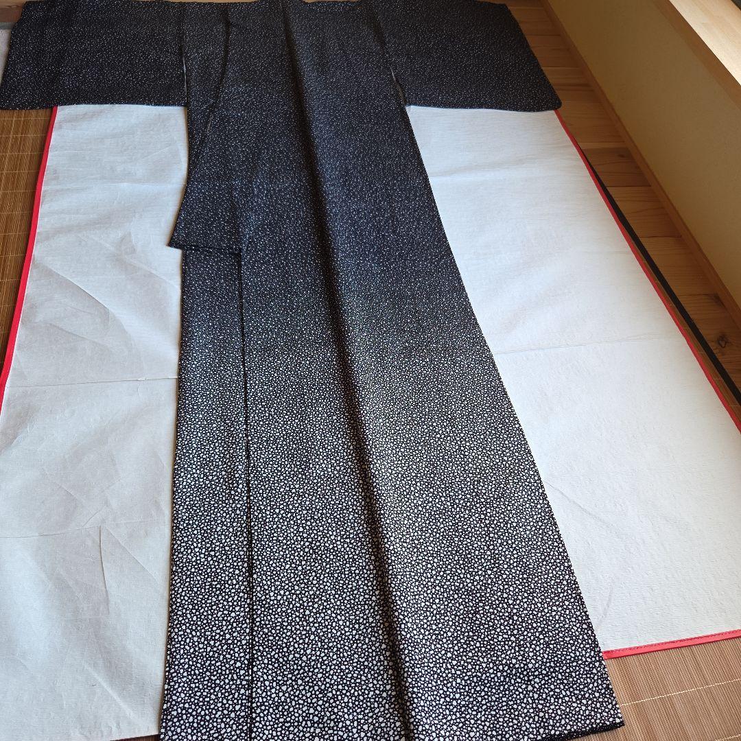 作家物　モノトーンを楽しむ　雪景色のような付下げ