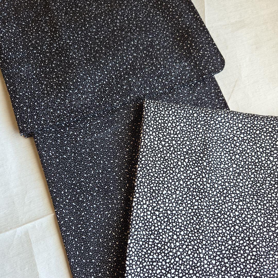 作家物　モノトーンを楽しむ　雪景色のような付下げ