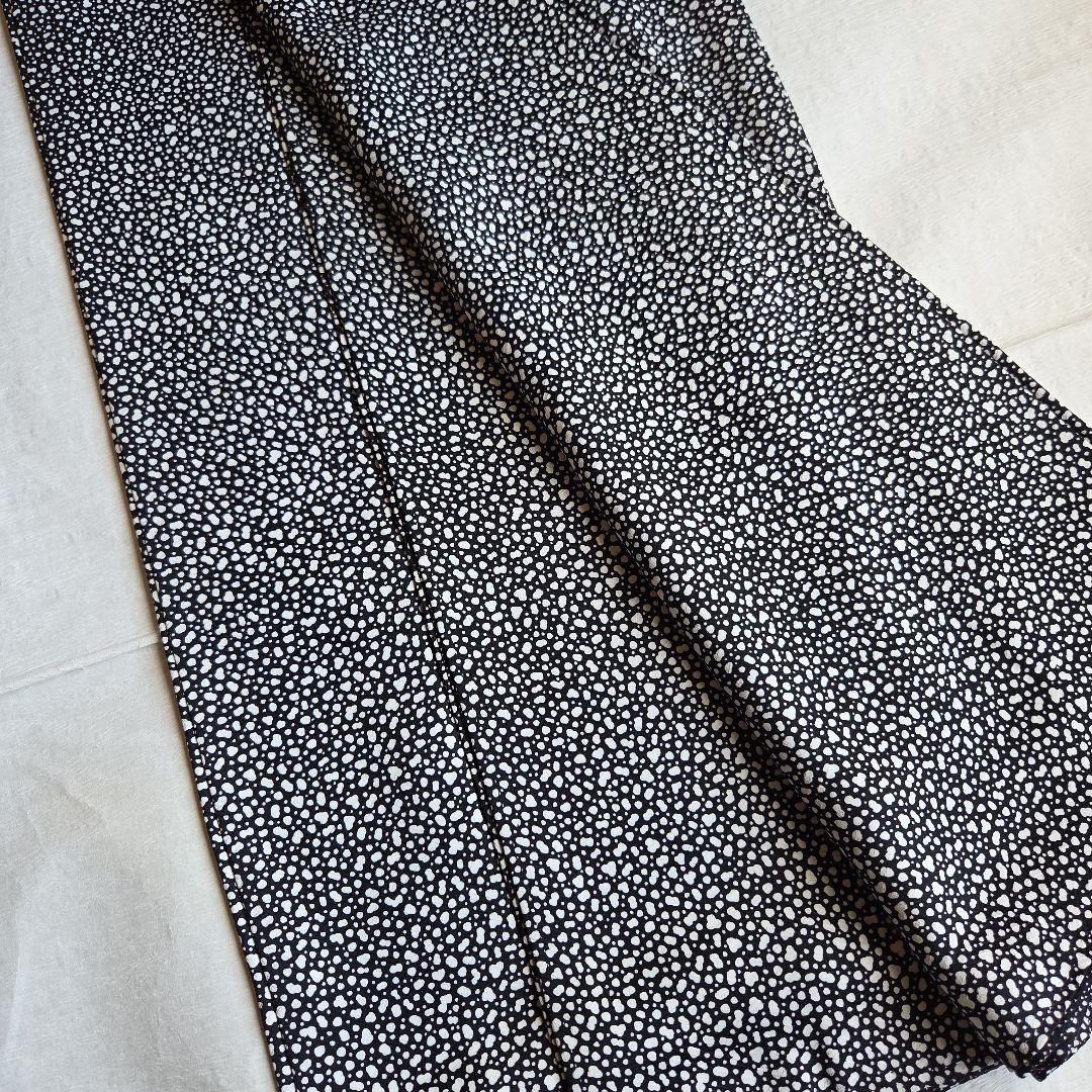 作家物　モノトーンを楽しむ　雪景色のような付下げ