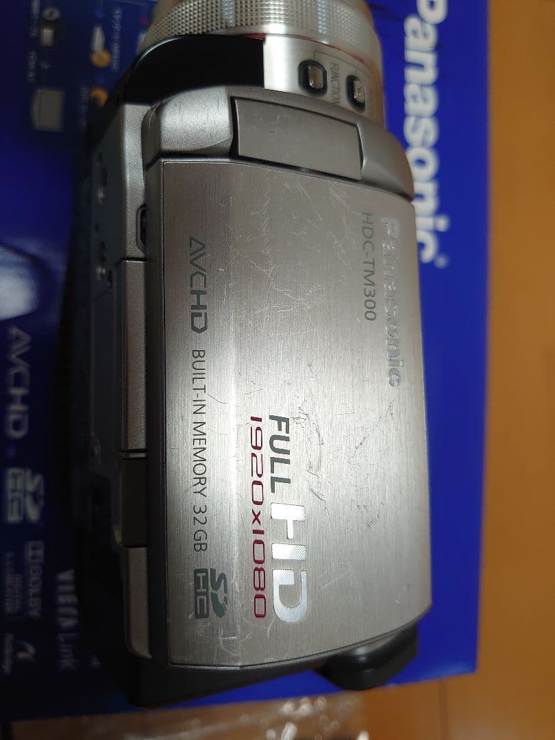 HDC-TM300　デジタルハイビジョンビデオカメラ　Panasonic