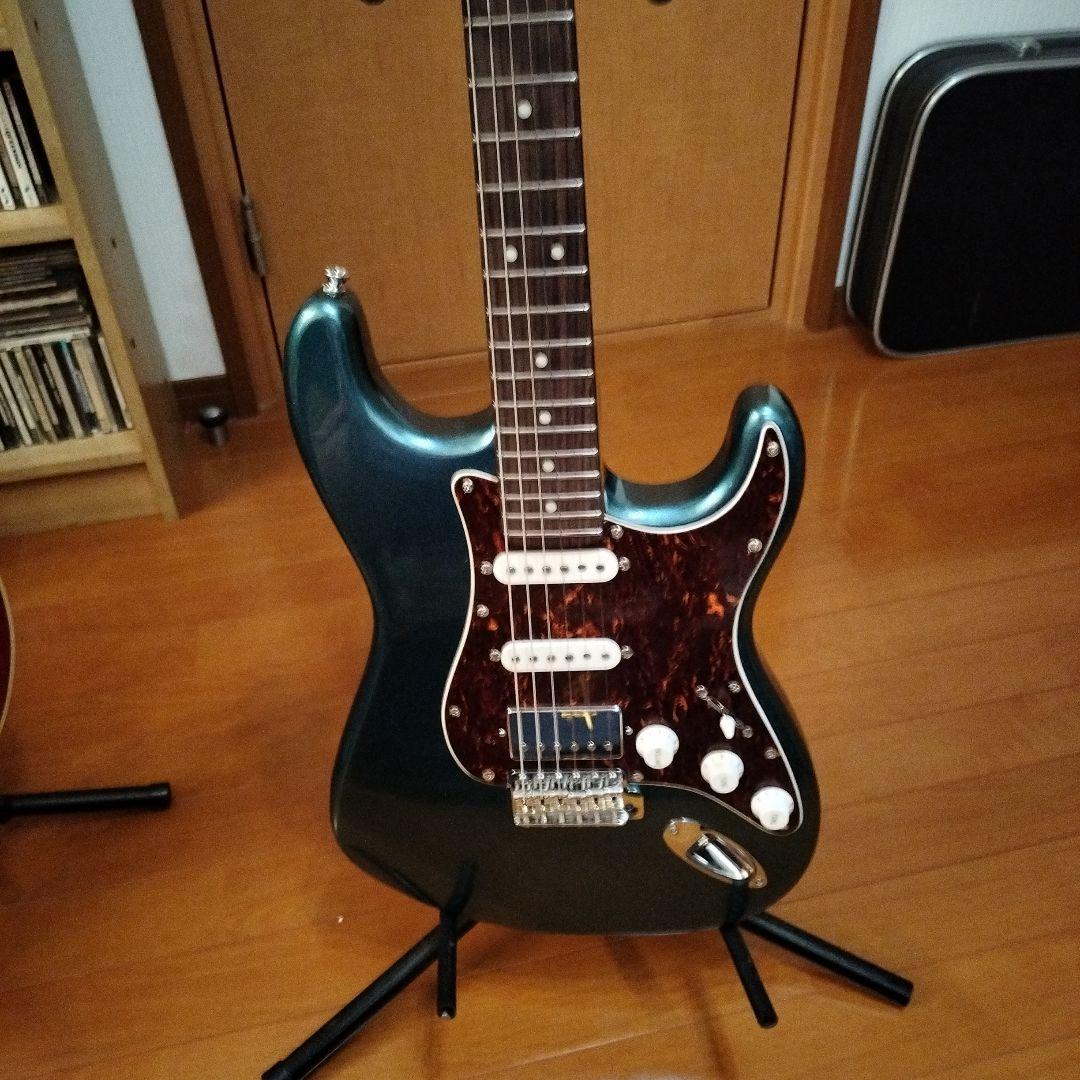 Futra guitar factory製　カスタムストラトキャスター　HSS