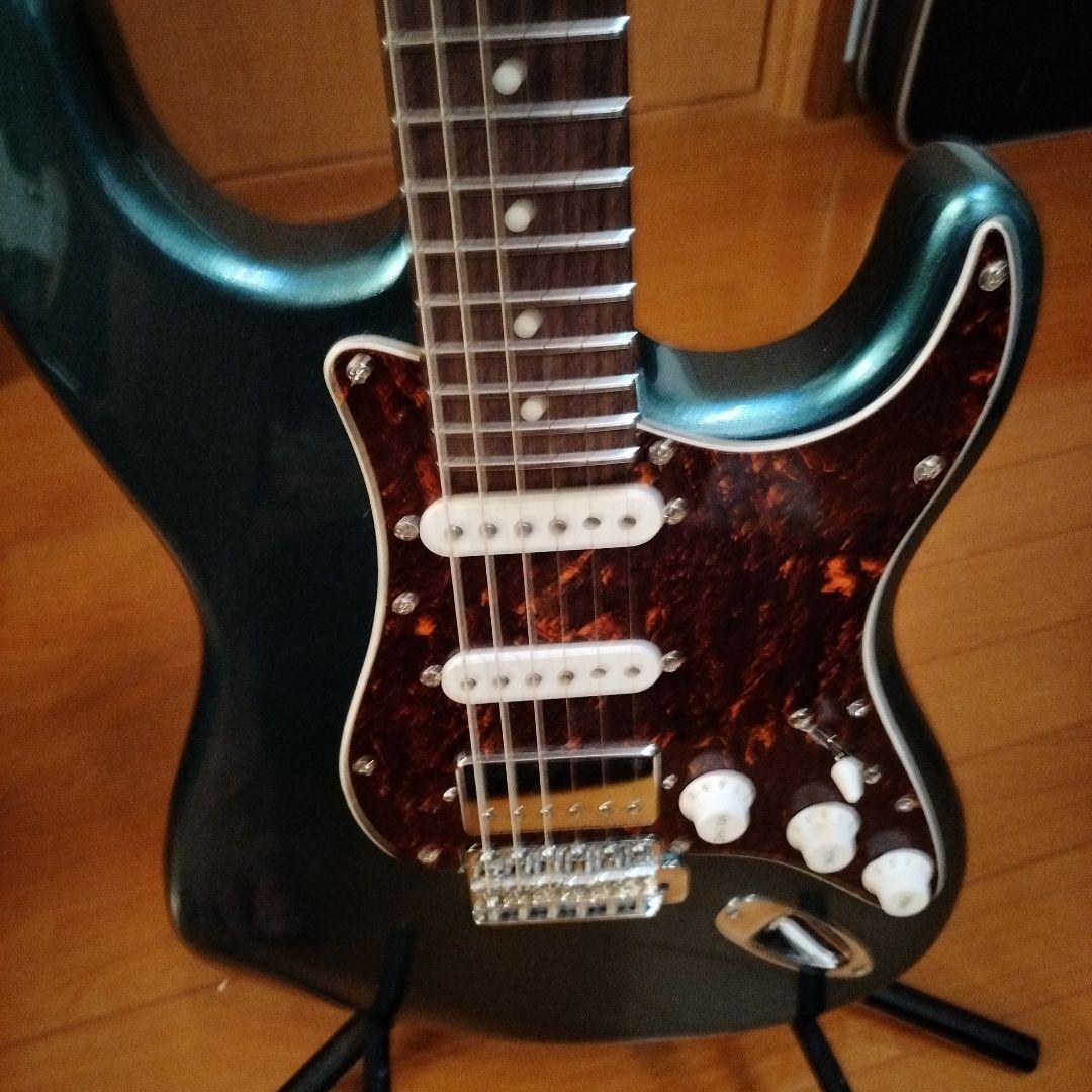 Futra guitar factory製　カスタムストラトキャスター　HSS