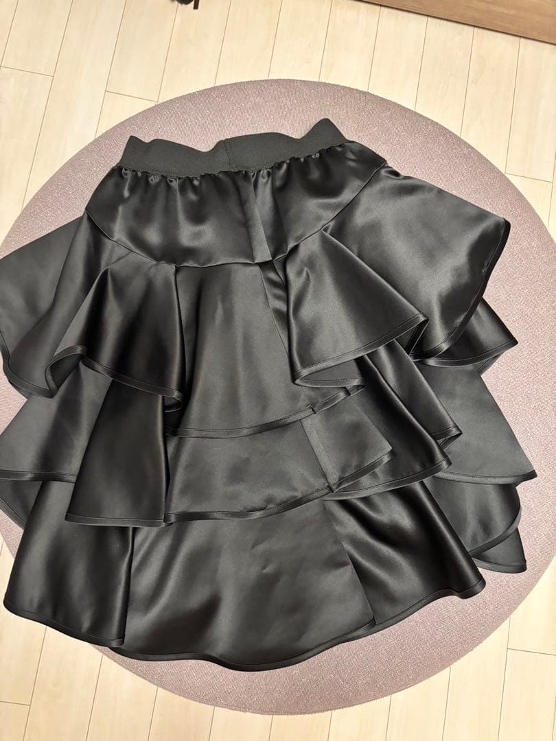 新品未使用マチャットMACHATT アシメフリルスカート