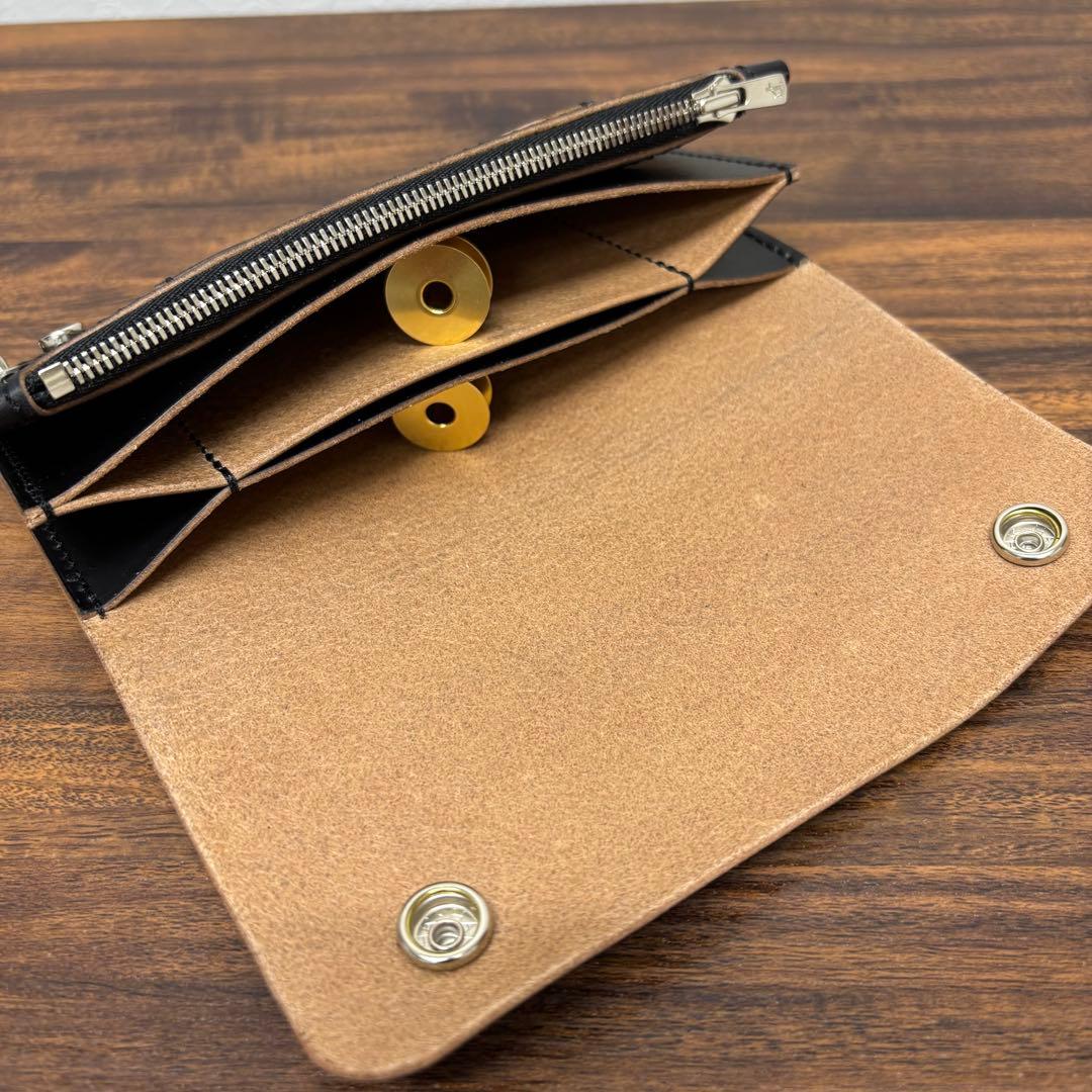 トラッカーウォレット　黒　茶心　3層　小寺製革所