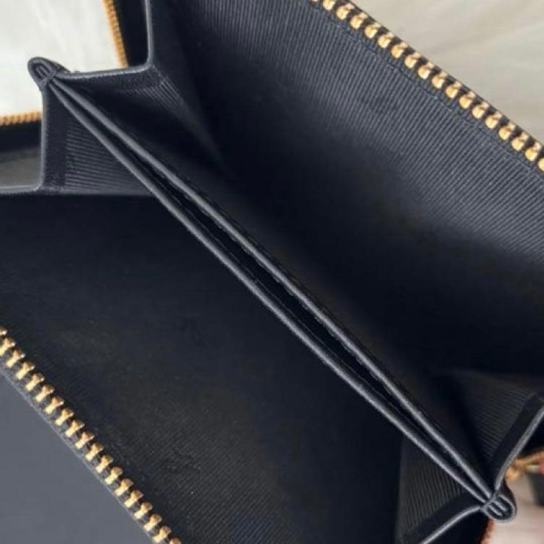 極美品　agnes b. アニエスベー VOYAGE レザー 二つ折り財布