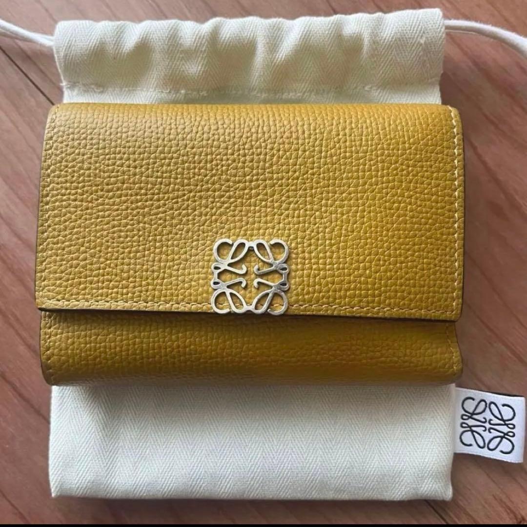 お正月セール！ロエベ 三つ折り 財布 スマート ウォレット コンパクト
