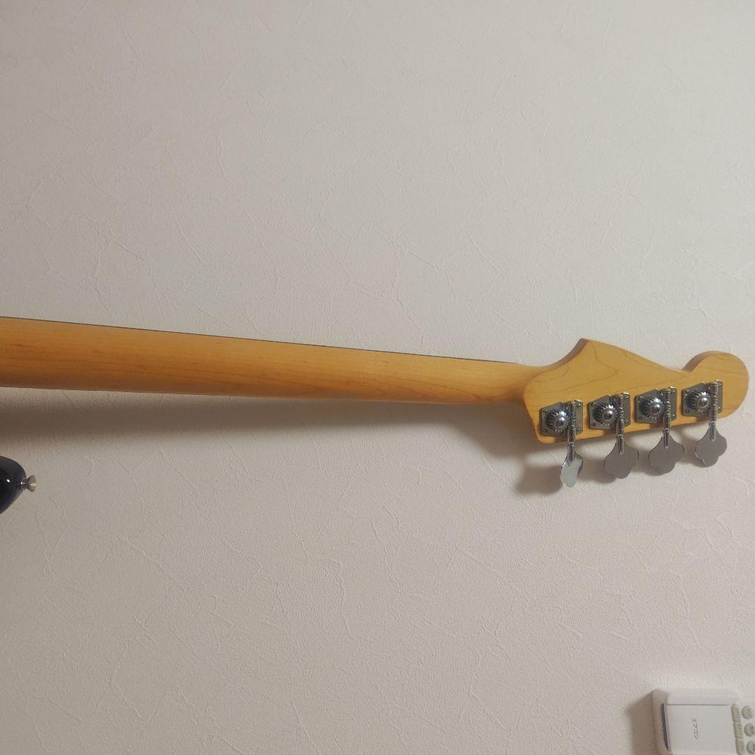 エレキベース サンバースト 4弦