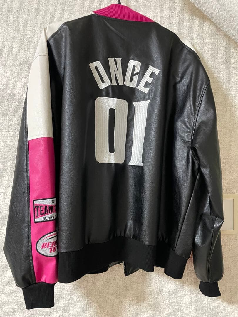 TWICE スタジャン　ready to be