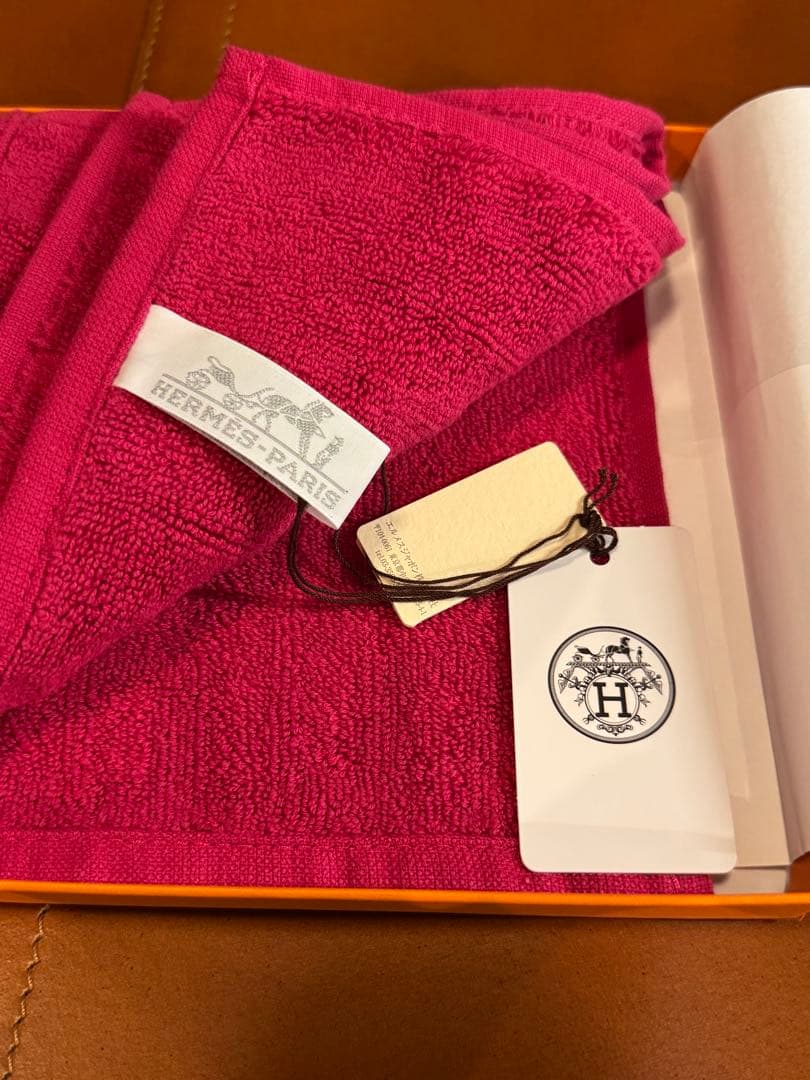HERMES ハンドタオル カレ ステアーズ