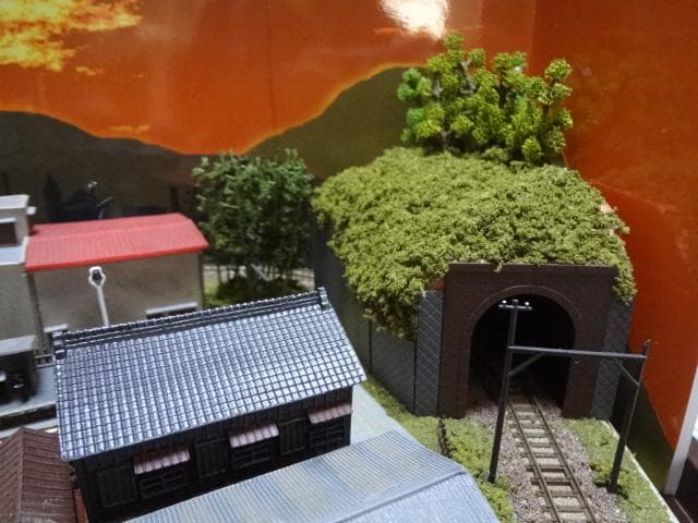 完成品 鉄道模型 ジオラマ 昭和「鉄道模型」をつくる ケース　パワーユニット付