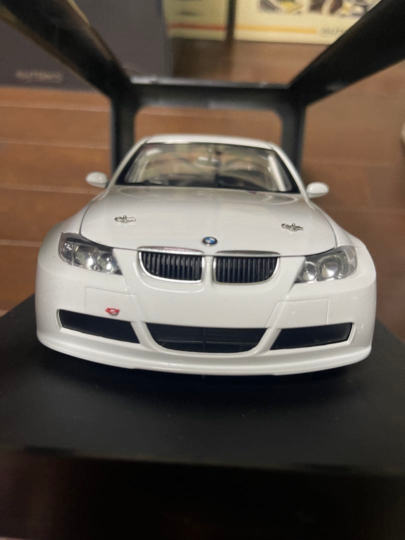 BMW 320si WTCC 2006 AUTOart ミニカー