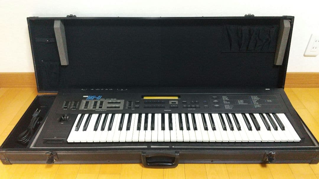 【純正ハードケース付き】希少 KORG DS-8 シンセサイザー