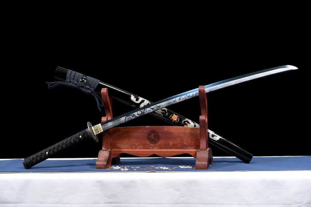 【墨竜武士刀】古兵器 刀装具 日本刀　模造刀 居合刀 武士道 鑑賞用 美術刀
