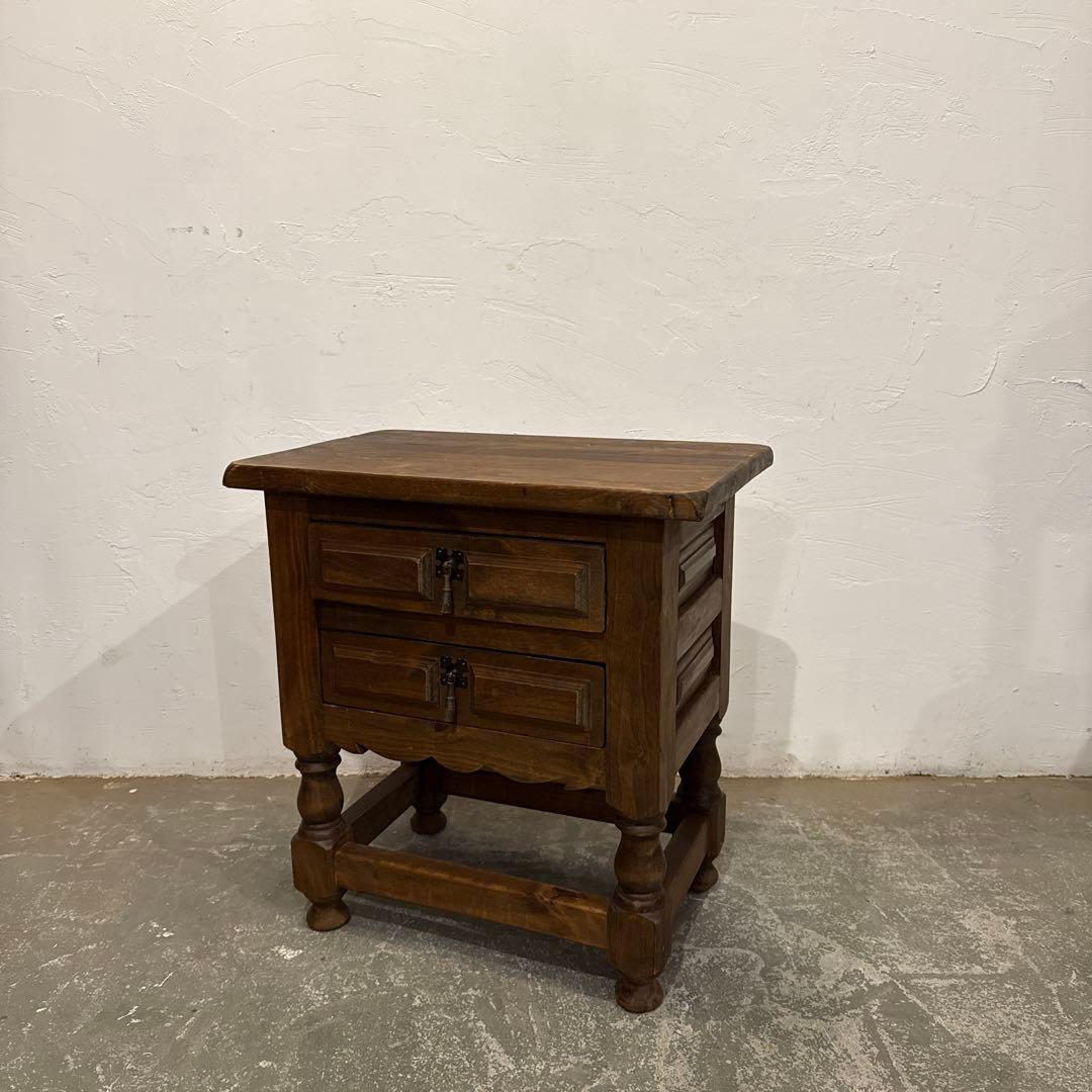 ヴィンテージ　木製サイドテーブル　2段引き出し付き
