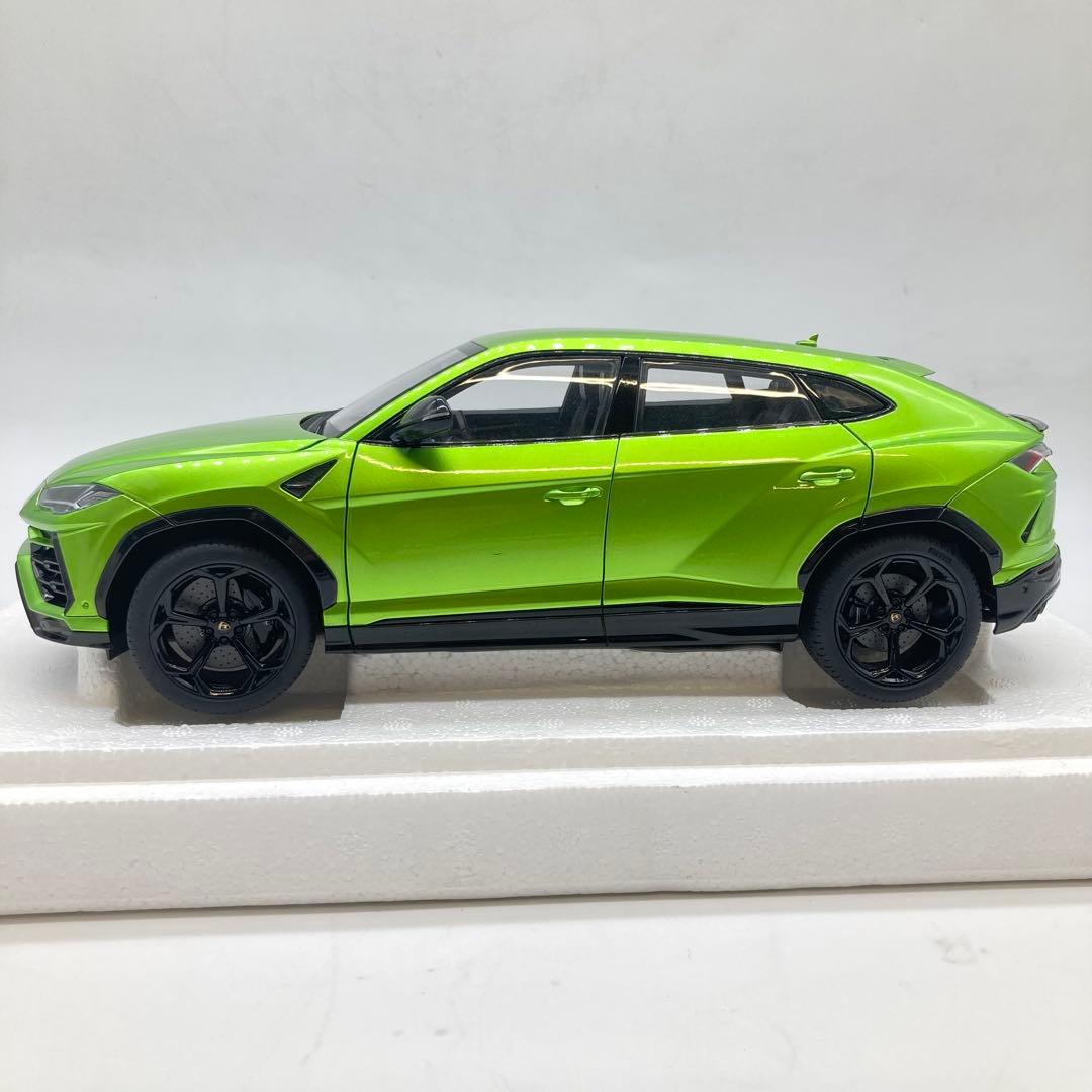 【美品】AUTOart Lamborghini Urus 1/18
