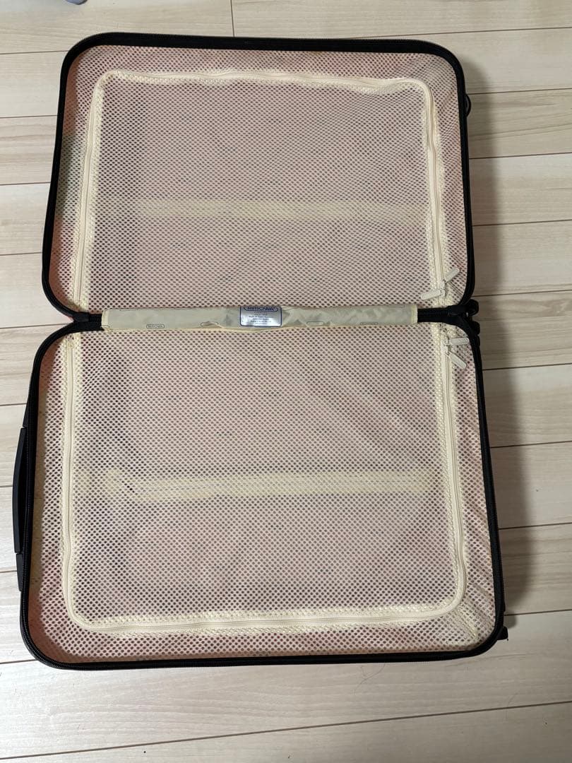 RIMOWA サルサエアー 33L 機内持ち込み OK 男女兼用 ガーズレッド