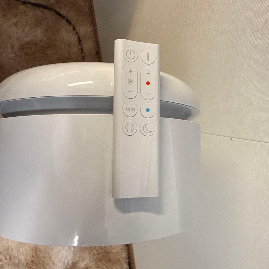 25年8月購入　Dyson Hot+Cool HP10WW