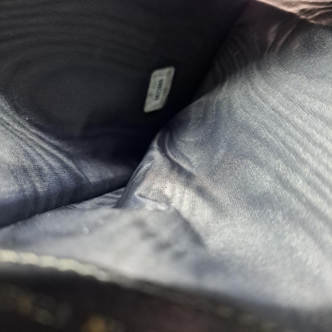 レア品　CHANEL 　三つ折り財布　財布　大型　クラシカルデザイン　長財布