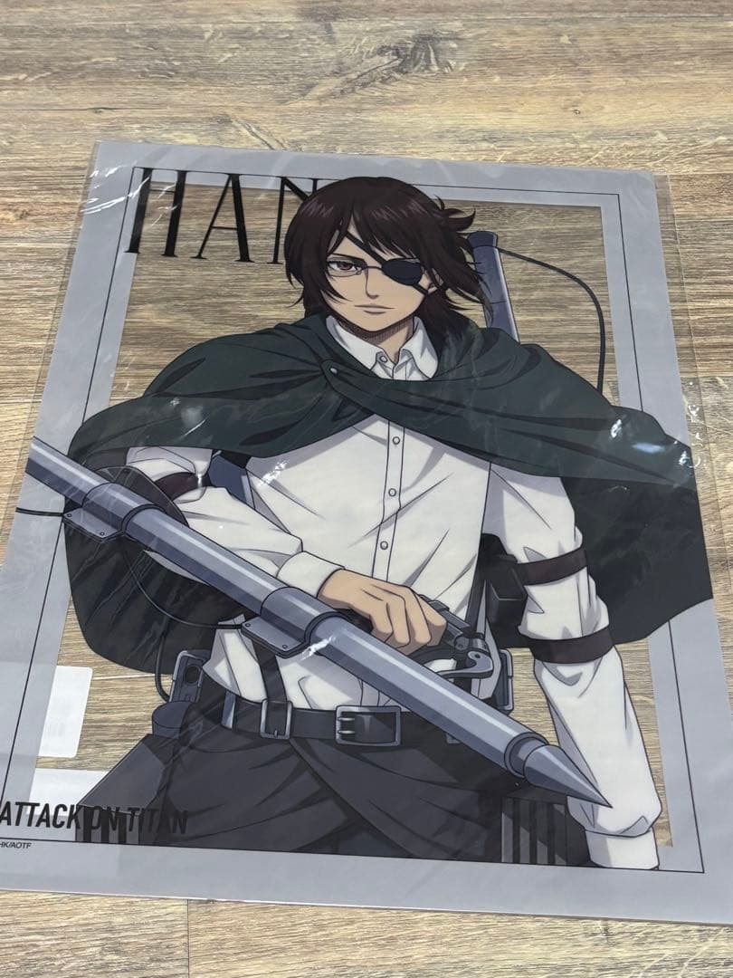 進撃の巨人 ハンジ ベースヤードトーキョー クリアポスター