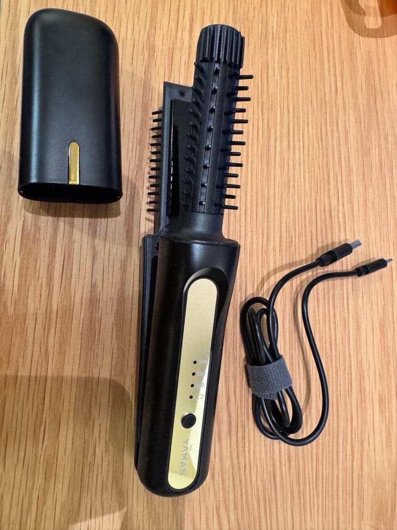 YAMAN ブラシ型ヘアアイロン 160/180/210度