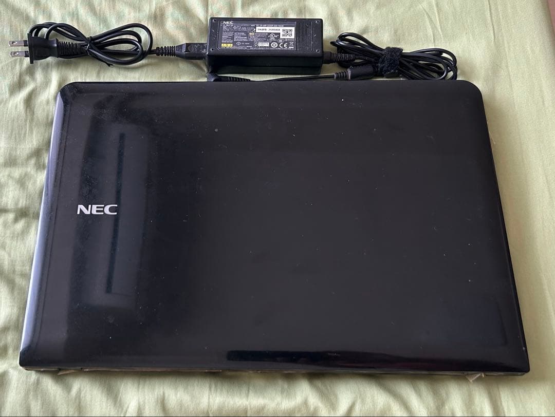 NEC、LS150JS6B、15.6インチ、ノートPC 本体 ACアダプター付