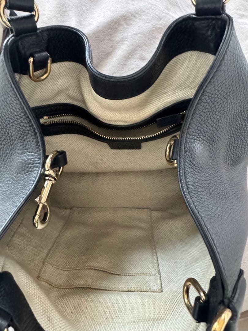 Gucci 黒 レザー ハンドバッグ 保存袋付き