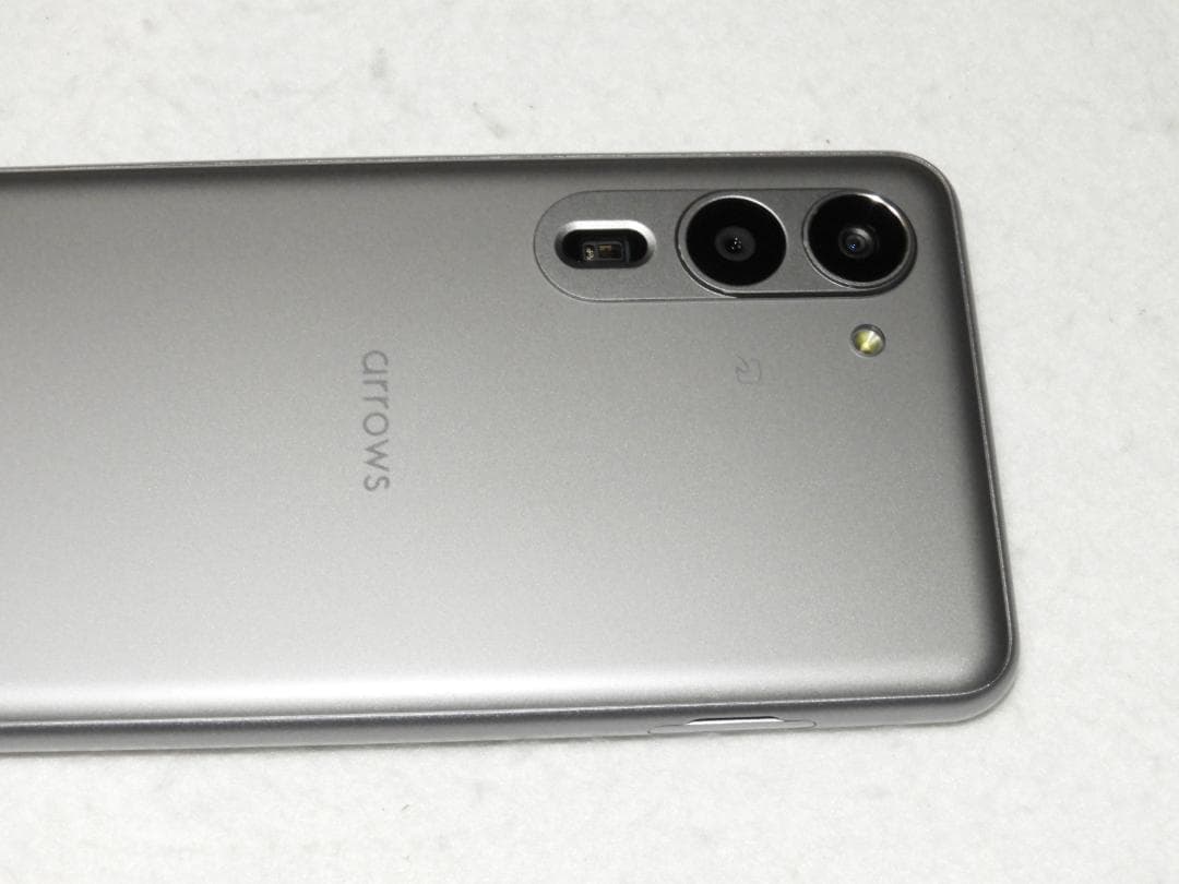 スマートフォン本体 FCNT arrows We2 Plus F-51E docomo