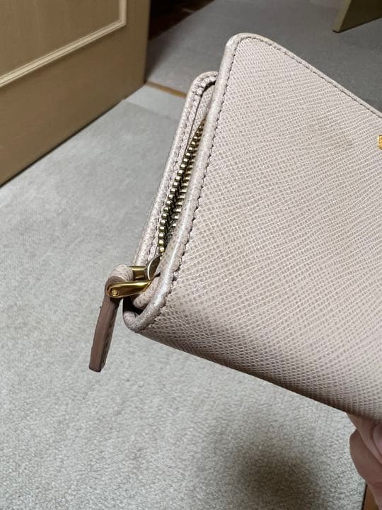 ★Lotus★ 　PRADA プラダ 二つ折り財布