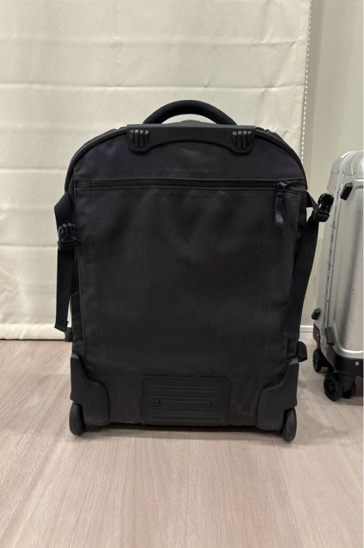 モンベル　キャリーバッグ　黒