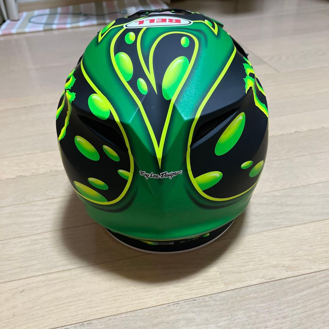 BELL MX-9 MIPS Showtime ベル