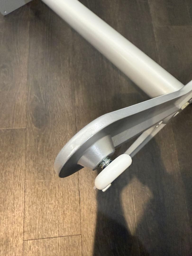 エリアSC 2650 ラチェット昇降式　テーブル脚ほぼ新品