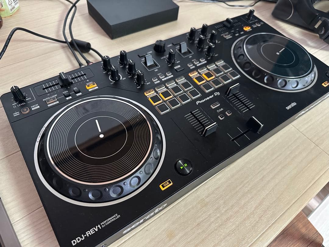 美品‼️Pioneer DJ DDJ-REV1 コントローラー&箱付き