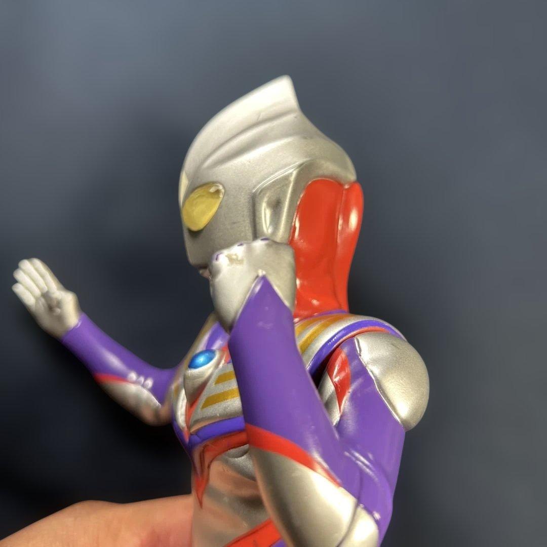 円谷プロ2008 BANPRESTO ウルトラマン ティガ　アクションフィギュア