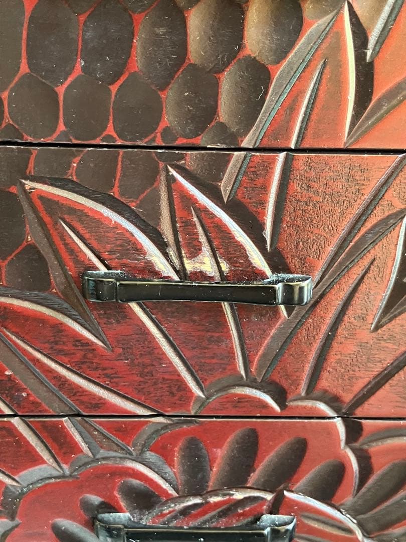 鎌倉彫り6段小箪笥　美品