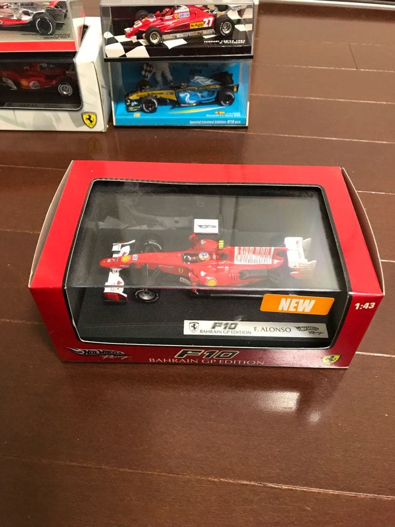 ミニカー F10 Bahrain GP Edition F. Alonso 1: