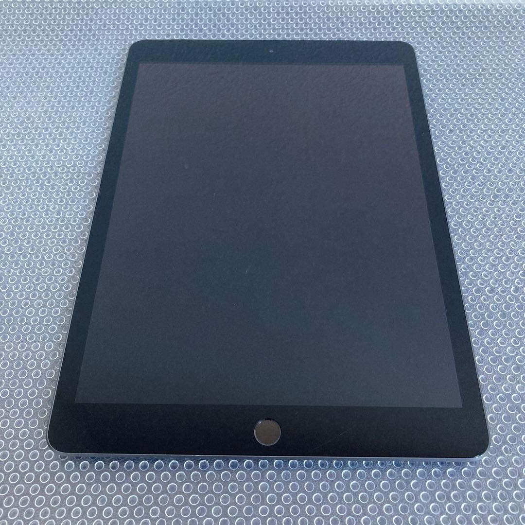 3564【早い者勝ち】iPad8 第8世代 32GB SIMフリー☆