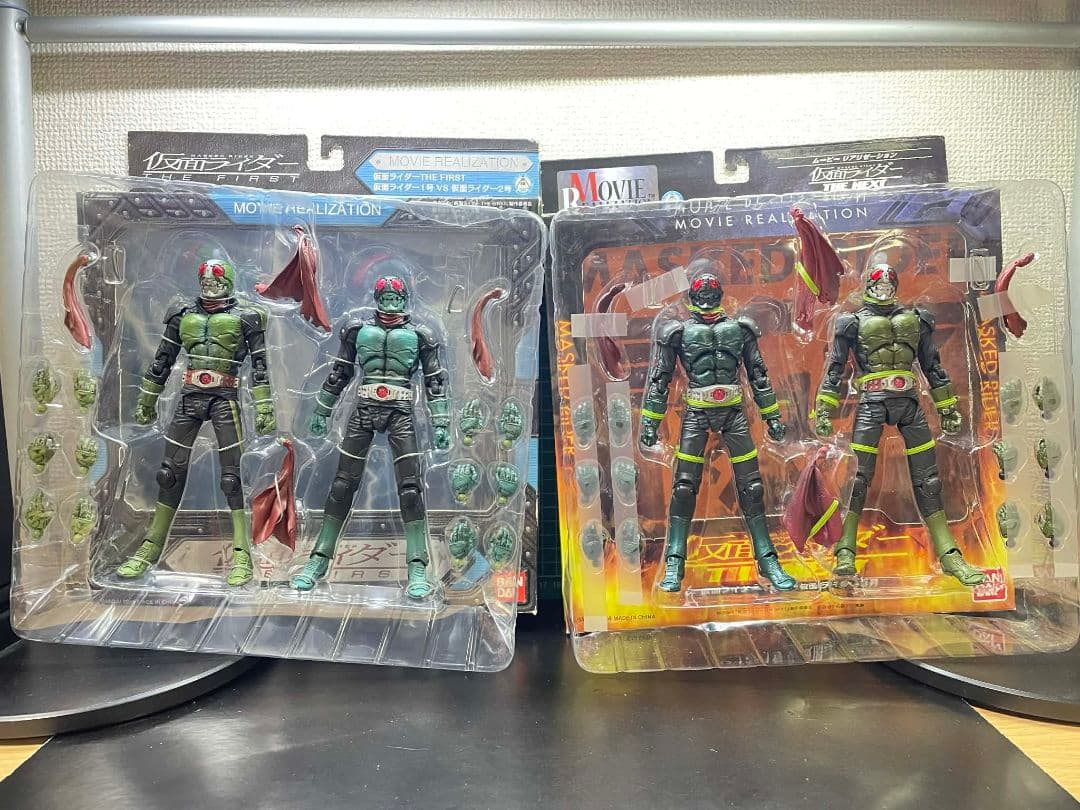 美品　MOVIE REALIZATION 仮面ライダー 1号＆2号　フィギュア