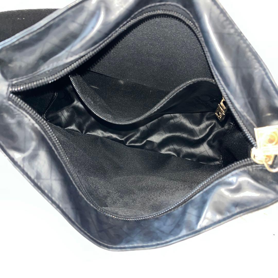 ⭐️未使用級⭐️　ゲラルディーニ　ソフティ　ショルダーバッグ　ブラック　PVC