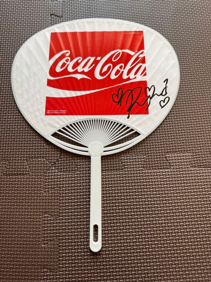 秋山莉奈サイン入り色紙7枚と扇子セット