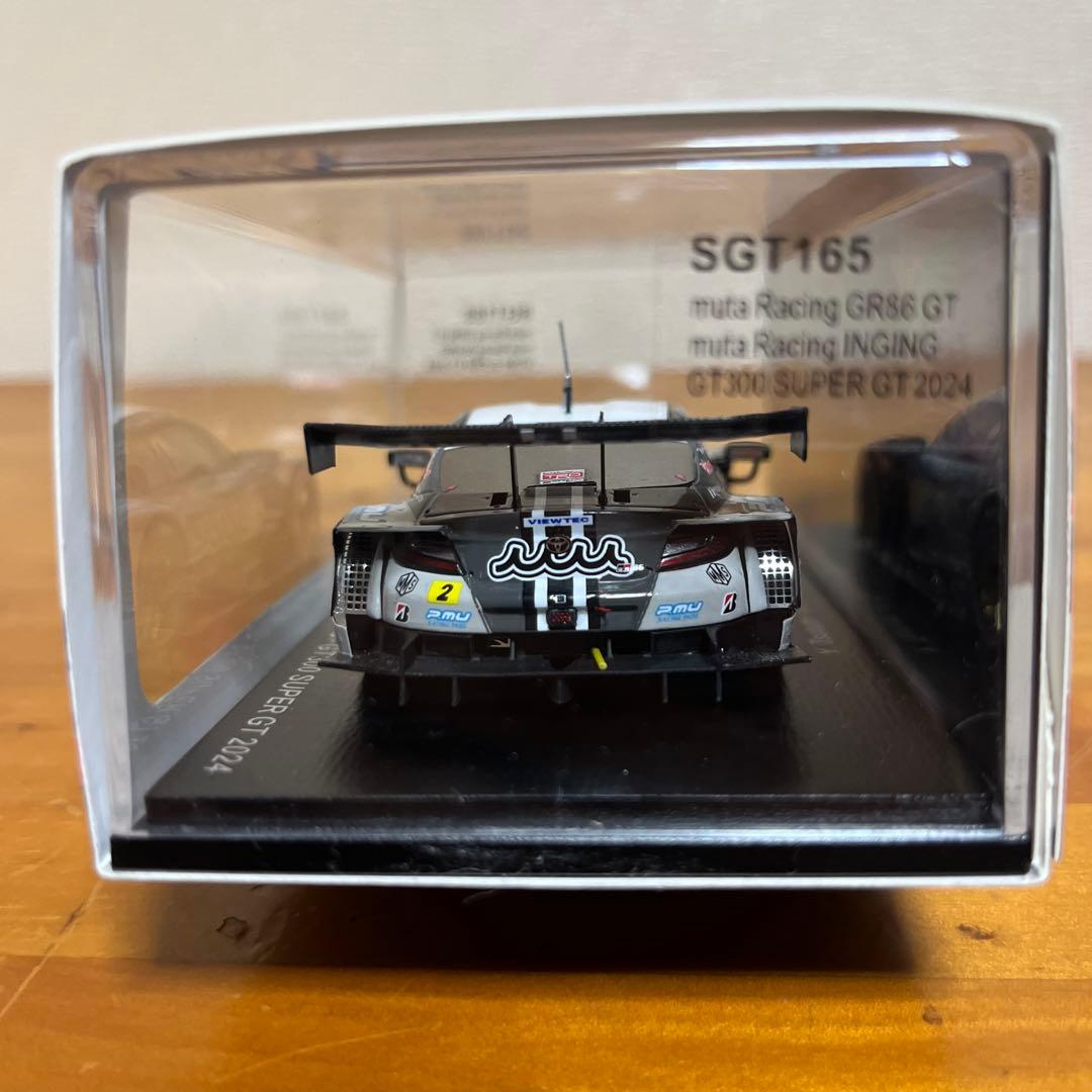 muta Racing GR86 GT 1/43ミニカー 2024