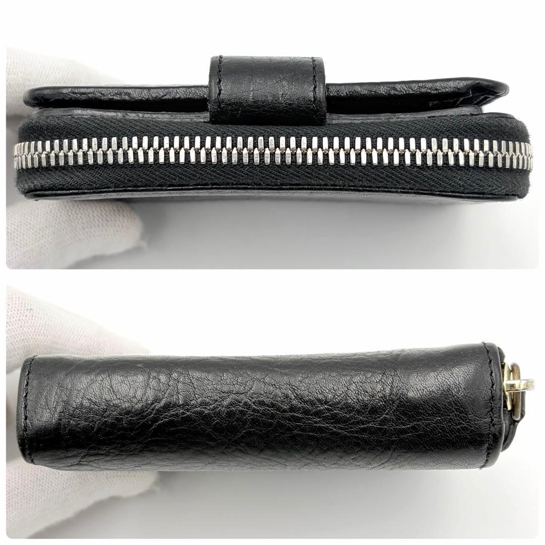 イルビゾンテ 二つ折り財布 ラウンドファスナー ブラック 金ボタン ロゴ型押し