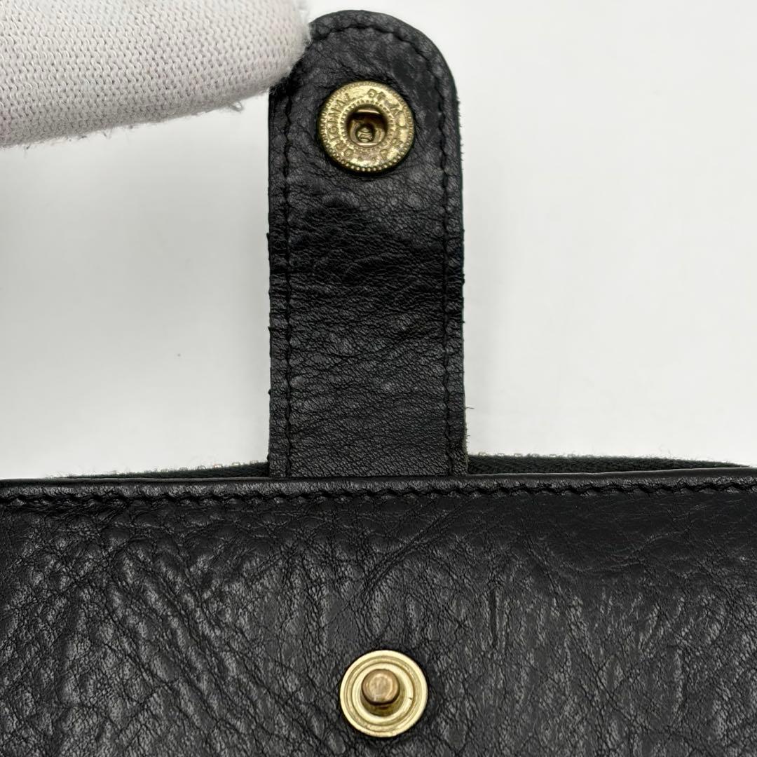 イルビゾンテ 二つ折り財布 ラウンドファスナー ブラック 金ボタン ロゴ型押し