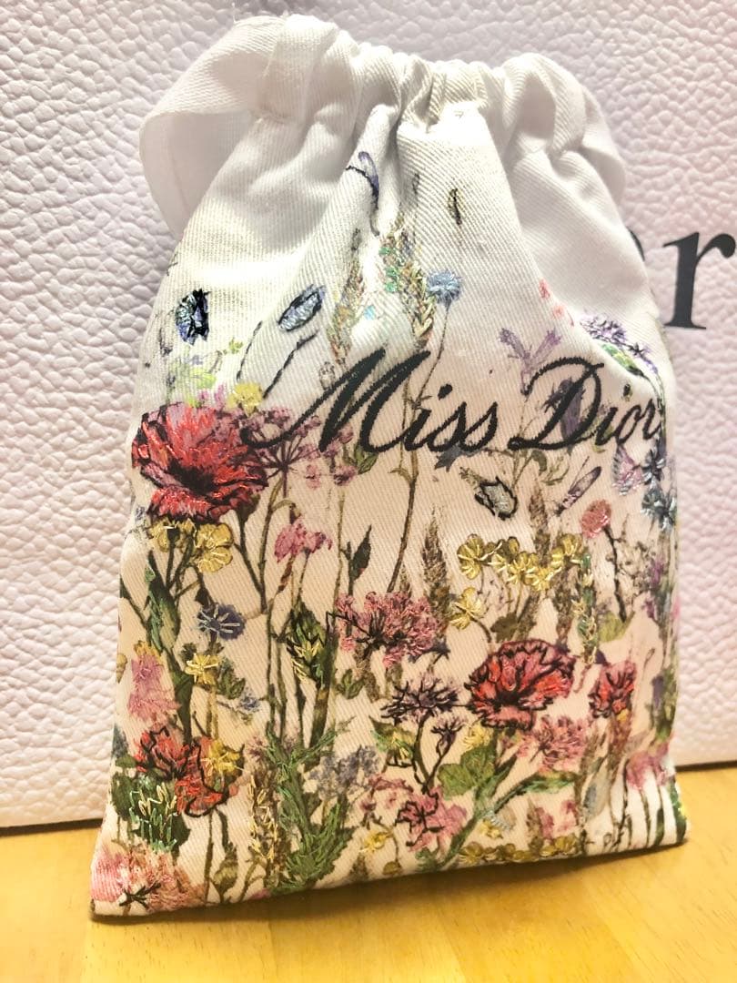 Dior 刺繍巾着ポーチ
