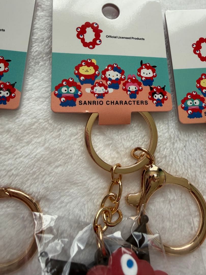 サンリオ×ミャクミャク　なりきりキーホルダー　クリアカラー　6種セット