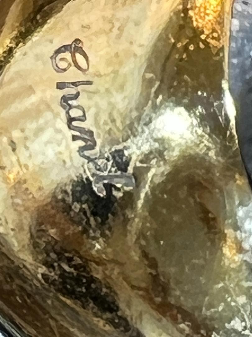 シャネル（Chanel）のランの花のブローチ　エナメル　刻印あり