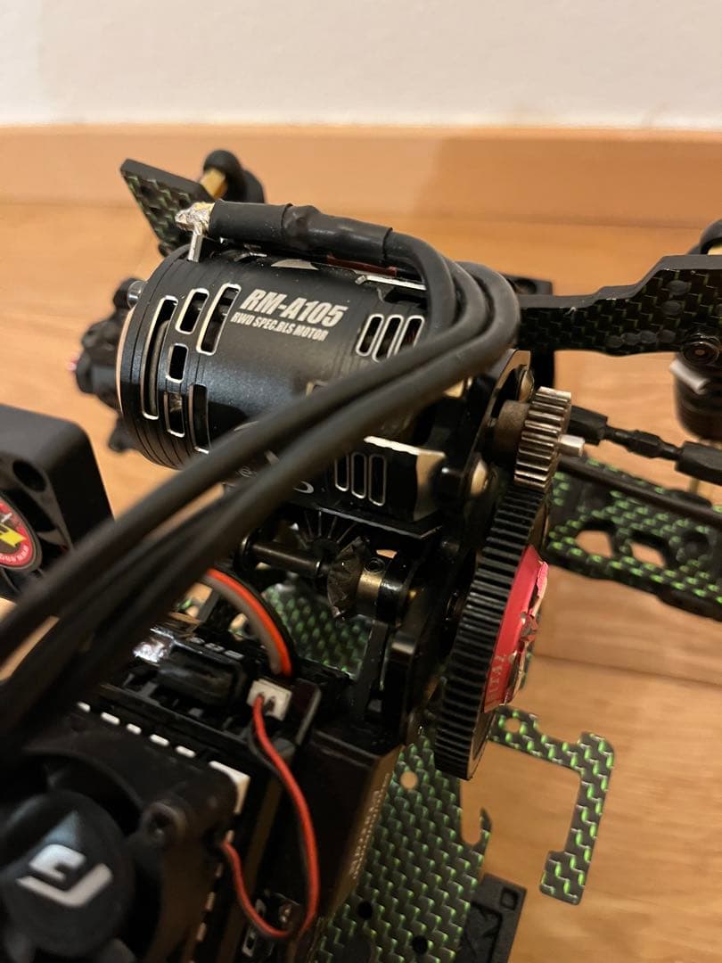 こ*ん様 sakura d5mr グリーンカーボンシャーシ