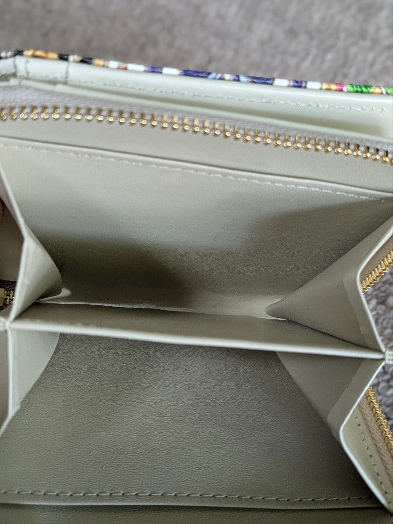 文庫屋大関　二つ折りファスナーミニ財布　アフリカ