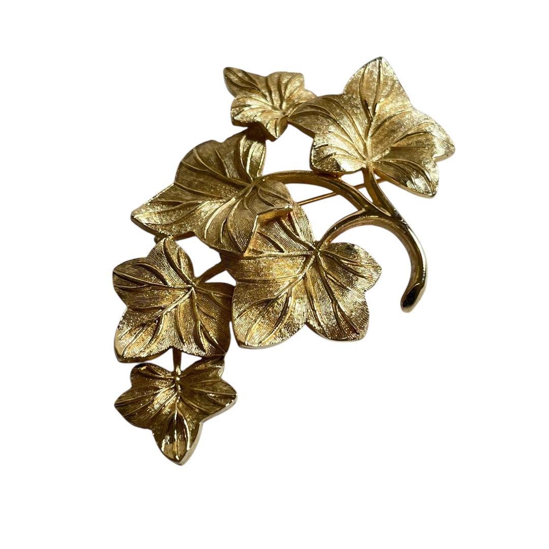 【極希少】ディオール　ヴィンテージ　ドイツ製　ブローチ　リーフ　コサージュ