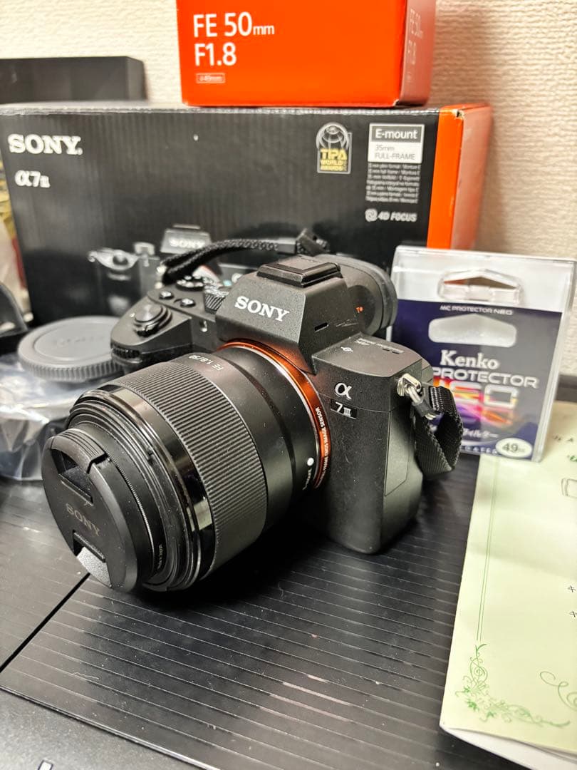 【美品/保証付き】Sony α7 III 本体+ FE 50mm F1.8